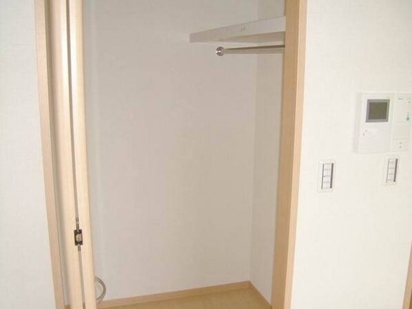 リヴェール石田の物件内観写真